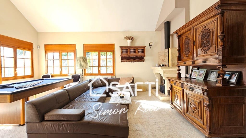 5 soveværelse Villa til salg i Cervello med swimmingpool garage - € 790.000 (Ref: 9878253)