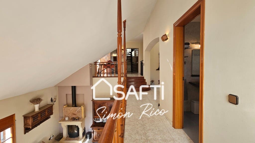 5 soveværelse Villa til salg i Cervello med swimmingpool garage - € 790.000 (Ref: 9878253)