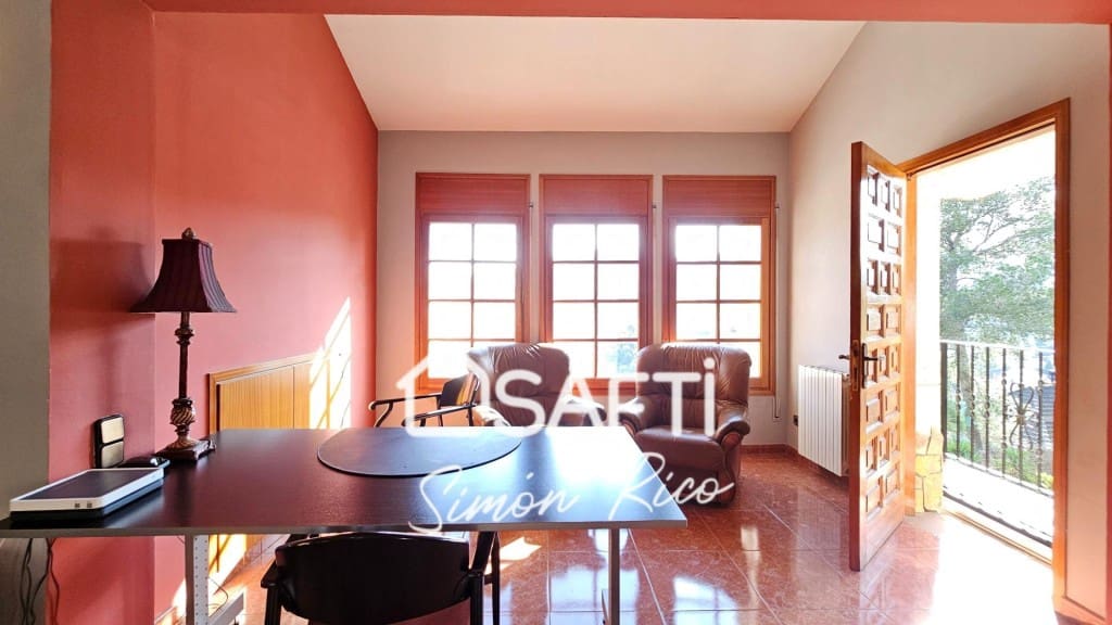 5 soveværelse Villa til salg i Cervello med swimmingpool garage - € 790.000 (Ref: 9878253)