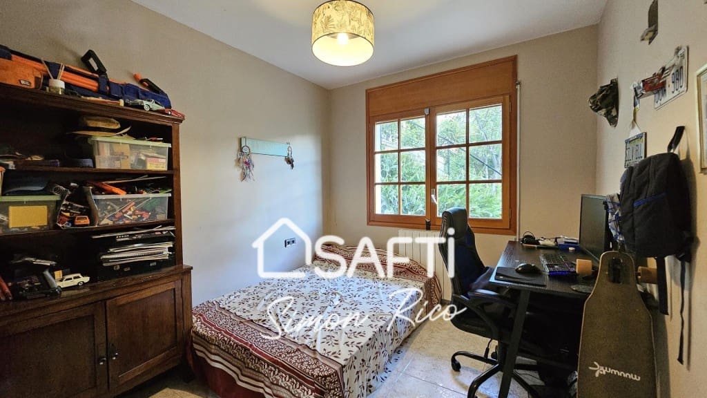 5 soveværelse Villa til salg i Cervello med swimmingpool garage - € 790.000 (Ref: 9878253)