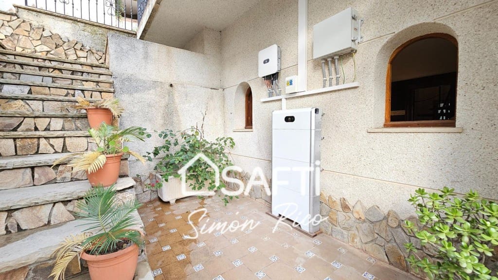 5 soveværelse Villa til salg i Cervello med swimmingpool garage - € 790.000 (Ref: 9878253)
