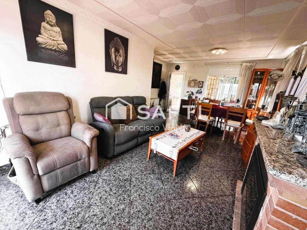 4 soveværelse Villa til salg i Tordera med garage - € 254.000 (Ref: 9878254)