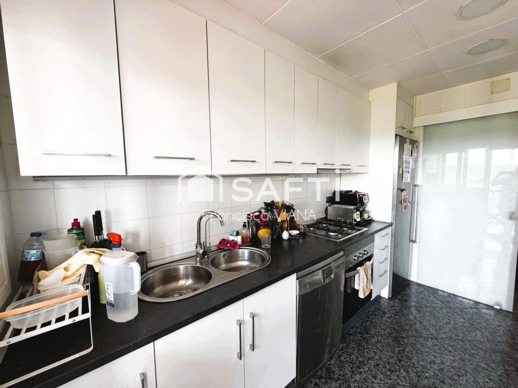 4 soveværelse Villa til salg i Tordera med garage - € 254.000 (Ref: 9878254)