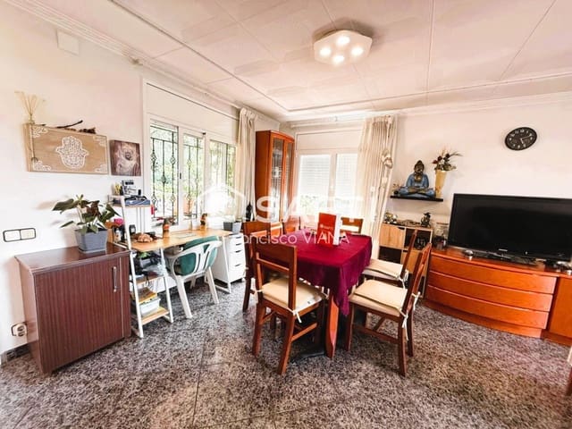 4 soveværelse Villa til salg i Tordera med garage - € 254.000 (Ref: 9878254)