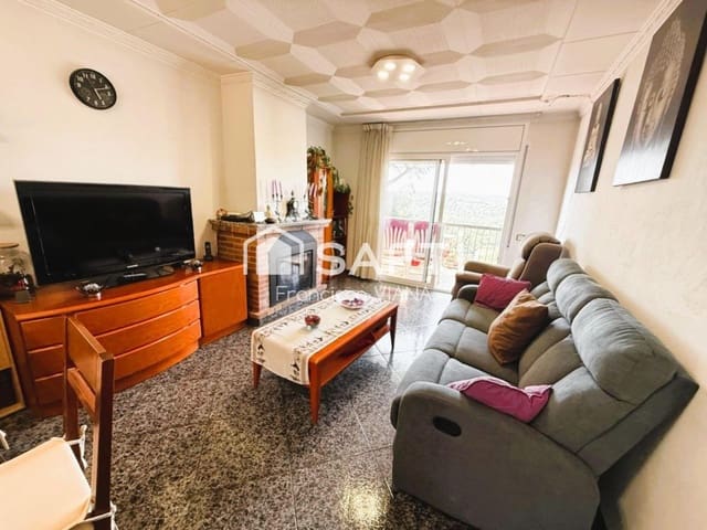 4 soveværelse Villa til salg i Tordera med garage - € 254.000 (Ref: 9878254)