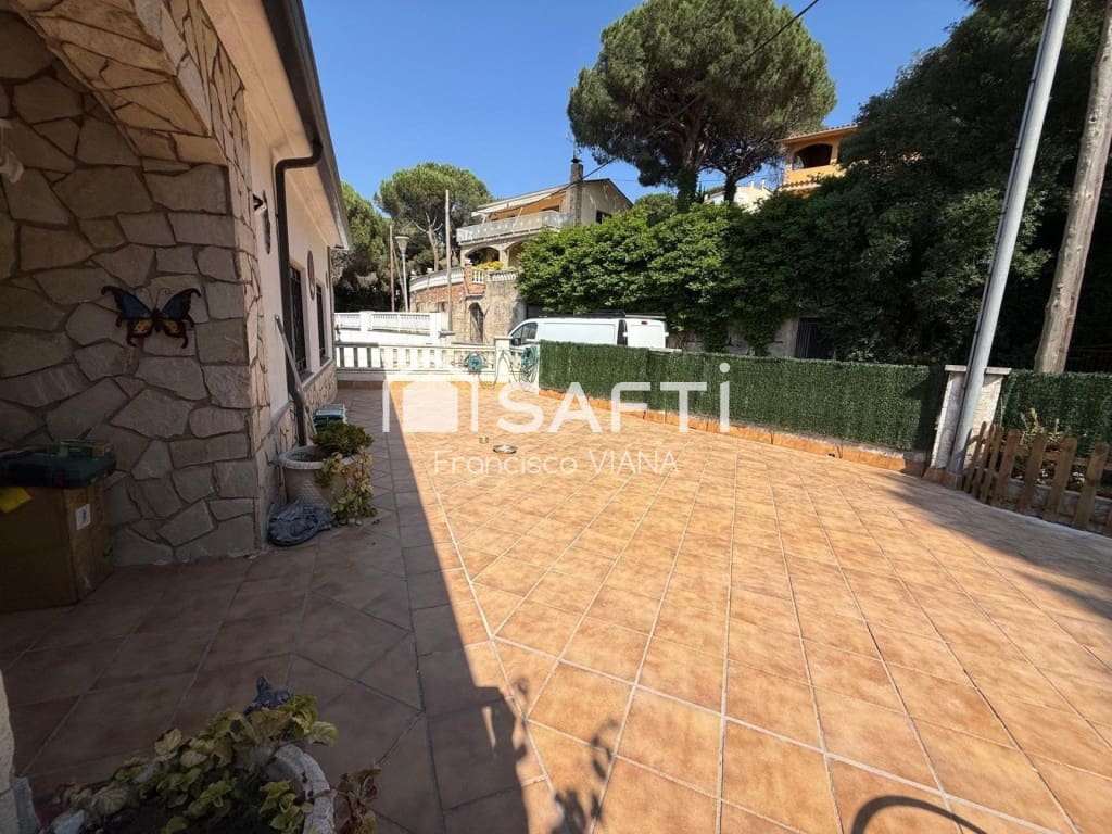 4 soveværelse Villa til salg i Tordera med garage - € 254.000 (Ref: 9878254)
