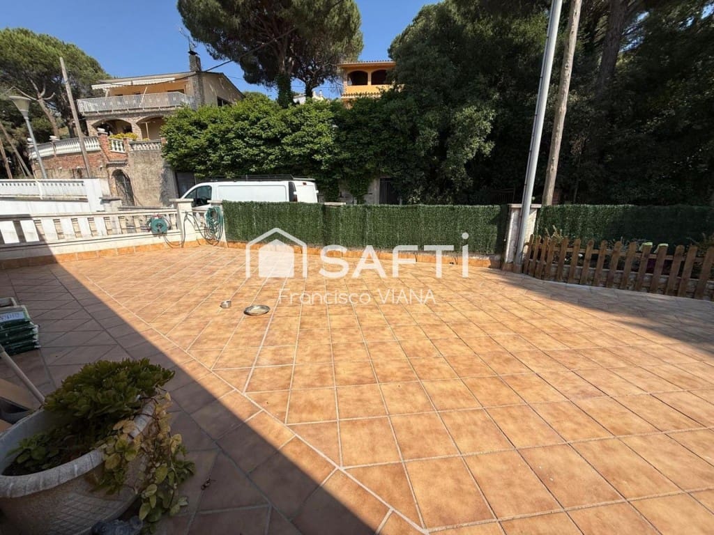 4 soveværelse Villa til salg i Tordera med garage - € 254.000 (Ref: 9878254)