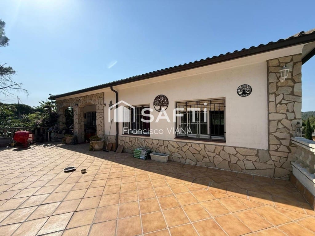 4 soveværelse Villa til salg i Tordera med garage - € 254.000 (Ref: 9878254)
