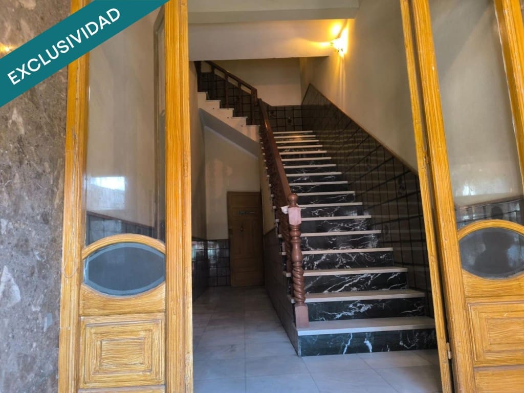 6 sypialnia Willa na sprzedaż w Santa Maria del Paramo z garażem - 150 000 € (Ref: 9878258)