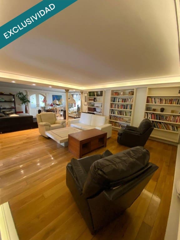 Escritório para venda em Santa Cruz de Bezana - 3 675 000 € (Ref: 9878260)