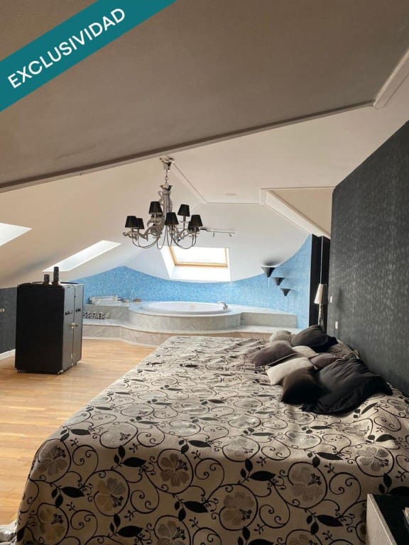 Escritório para venda em Santa Cruz de Bezana - 3 675 000 € (Ref: 9878260)