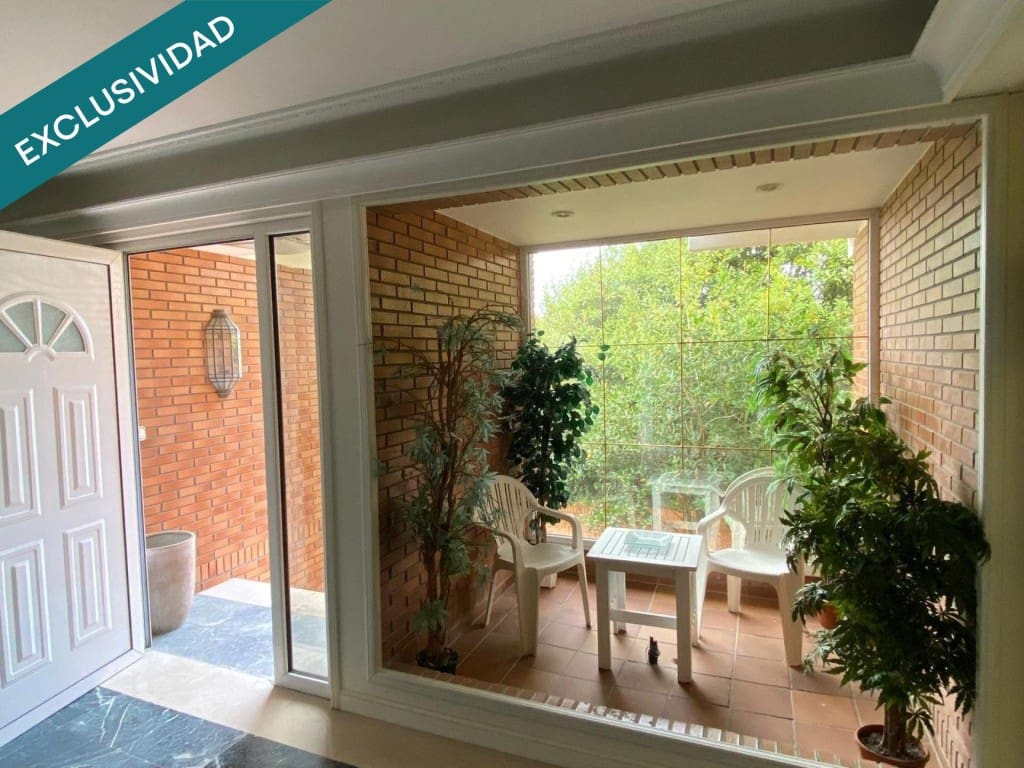 Escritório para venda em Santa Cruz de Bezana - 3 675 000 € (Ref: 9878260)
