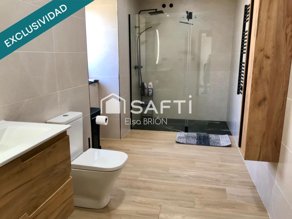 Chalet de 5 habitaciones en Porto do Son en venta - 325.000 € (Ref: 9880777)