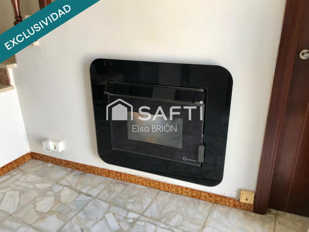 Chalet de 5 habitaciones en Porto do Son en venta - 325.000 € (Ref: 9880777)