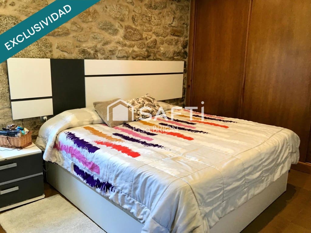 Chalet de 5 habitaciones en Porto do Son en venta - 325.000 € (Ref: 9880777)