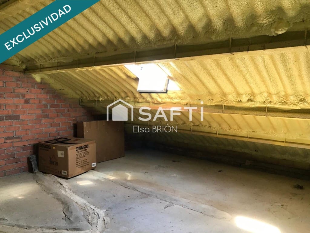 Chalet de 5 habitaciones en Porto do Son en venta - 325.000 € (Ref: 9880777)