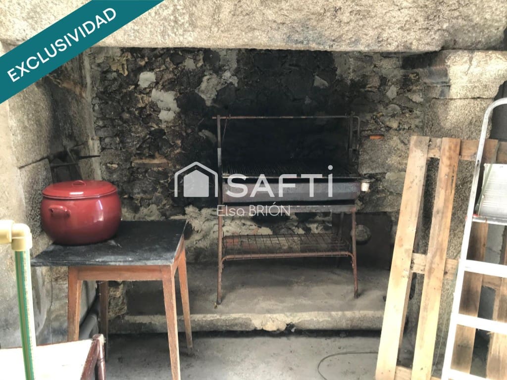 Chalet de 5 habitaciones en Porto do Son en venta - 325.000 € (Ref: 9880777)