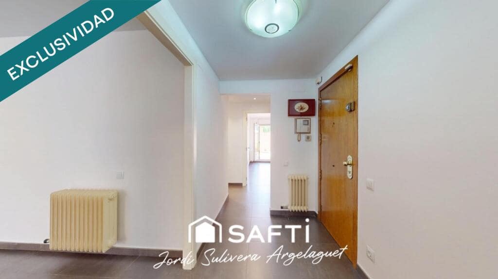 4 bedroom Apartment for sale in Girona city - € 449,000 (Ref: 9880779)