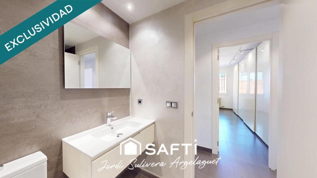 4 bedroom Apartment for sale in Girona city - € 449,000 (Ref: 9880779)