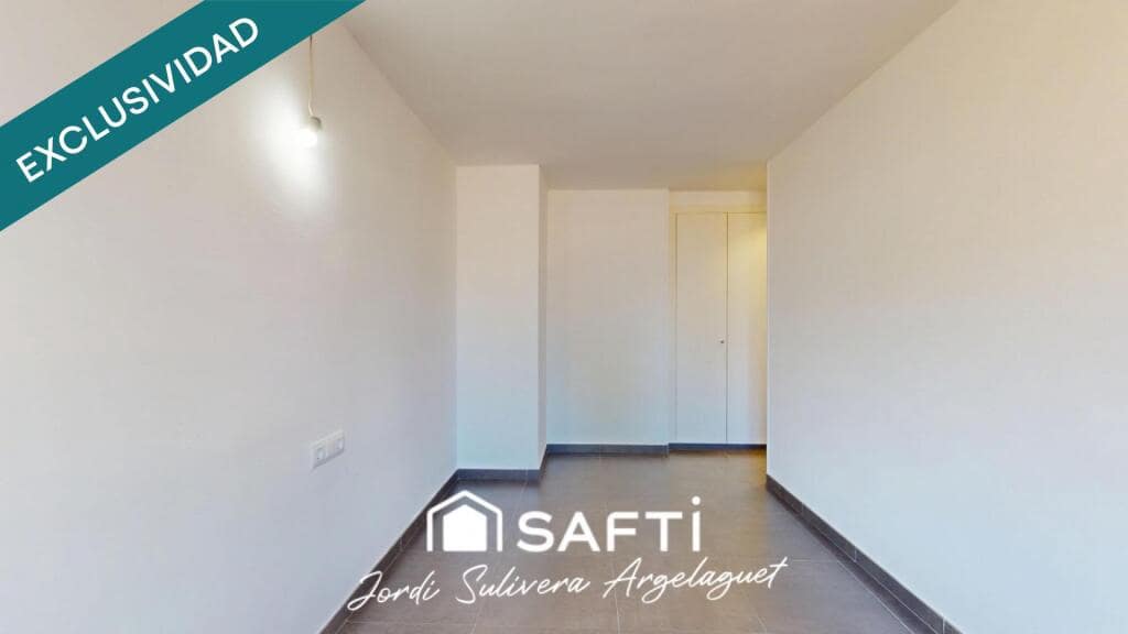 4 bedroom Apartment for sale in Girona city - € 449,000 (Ref: 9880779)