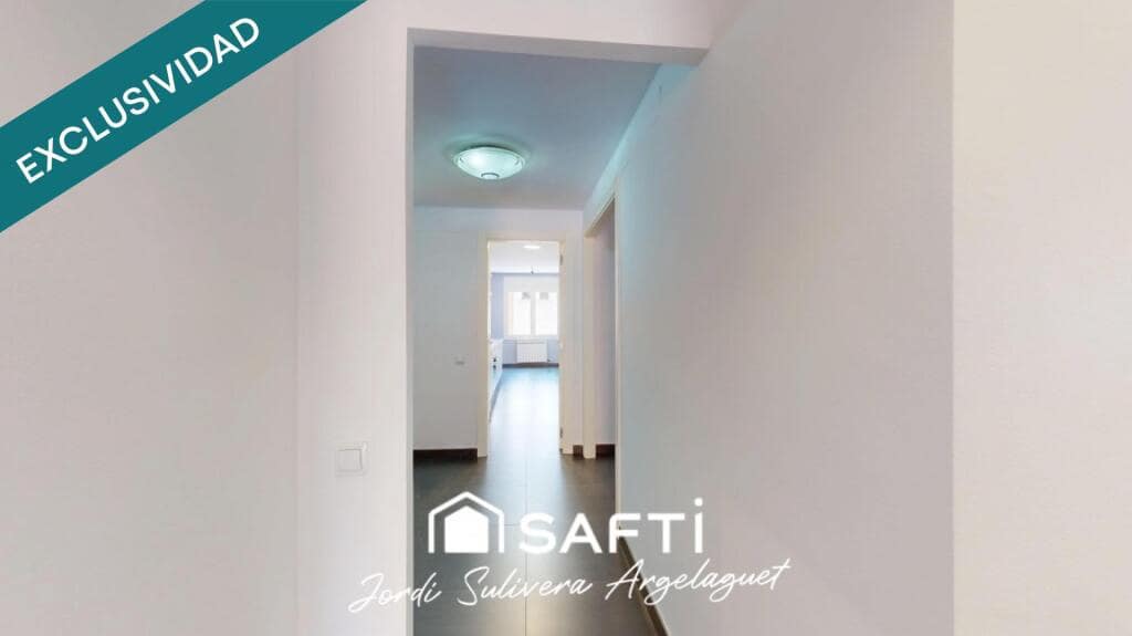 4 bedroom Apartment for sale in Girona city - € 449,000 (Ref: 9880779)