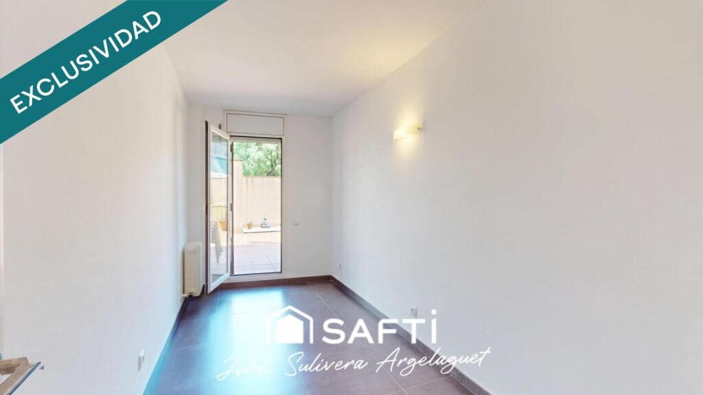 4 bedroom Apartment for sale in Girona city - € 449,000 (Ref: 9880779)