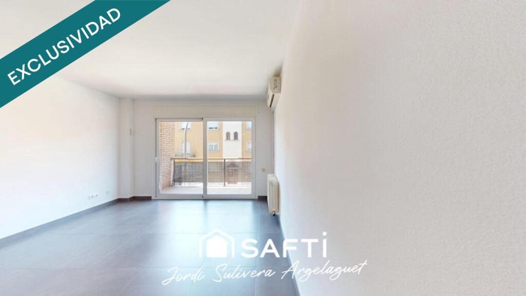 4 slaapkamer Appartement te koop in Gerona stad - € 449.000 (Ref: 9880779)