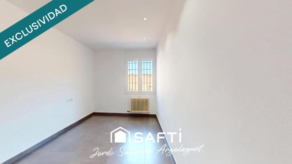 4 bedroom Apartment for sale in Girona city - € 449,000 (Ref: 9880779)