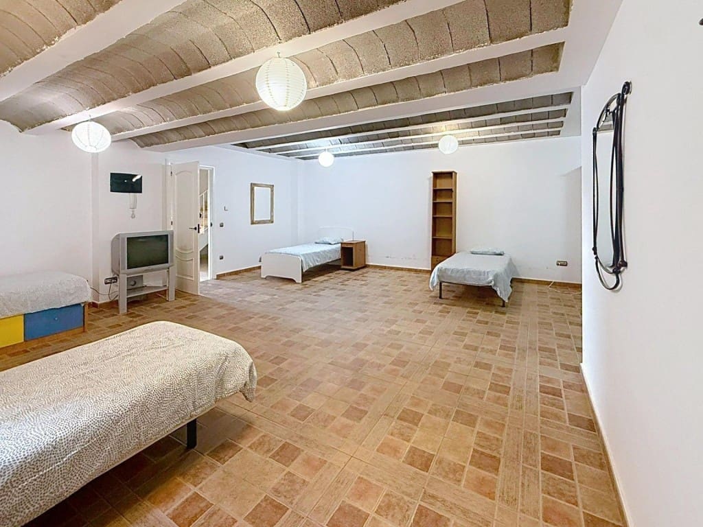 5 sypialnia Willa na sprzedaż w Cubelles z basenem - 699 000 € (Ref: 9880780)