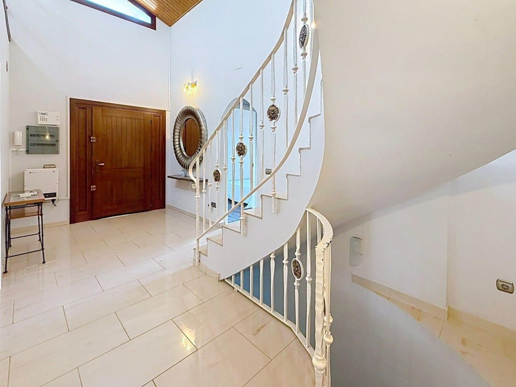 5 sypialnia Willa na sprzedaż w Cubelles z basenem - 699 000 € (Ref: 9880780)