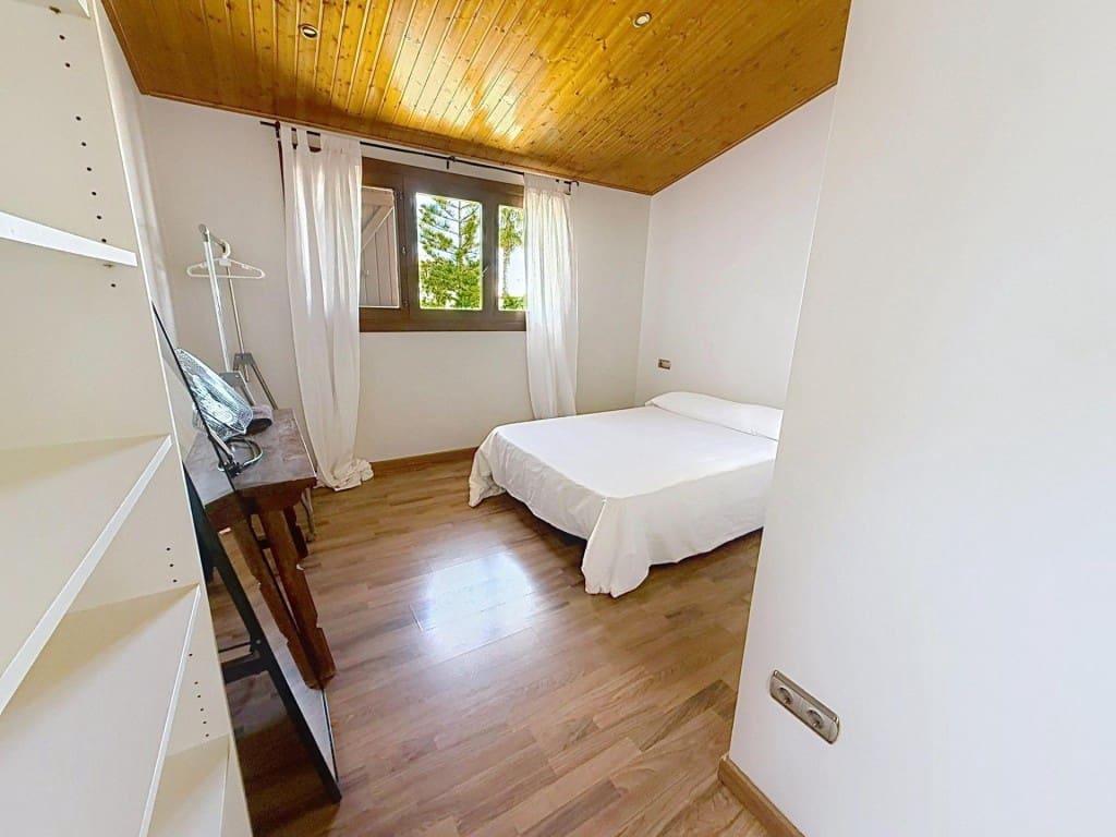 5 sypialnia Willa na sprzedaż w Cubelles z basenem - 699 000 € (Ref: 9880780)