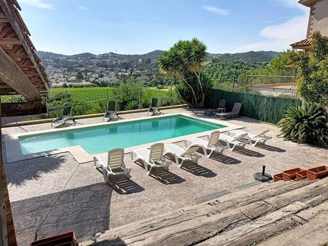 5 sypialnia Willa na sprzedaż w Cubelles z basenem - 699 000 € (Ref: 9880780)