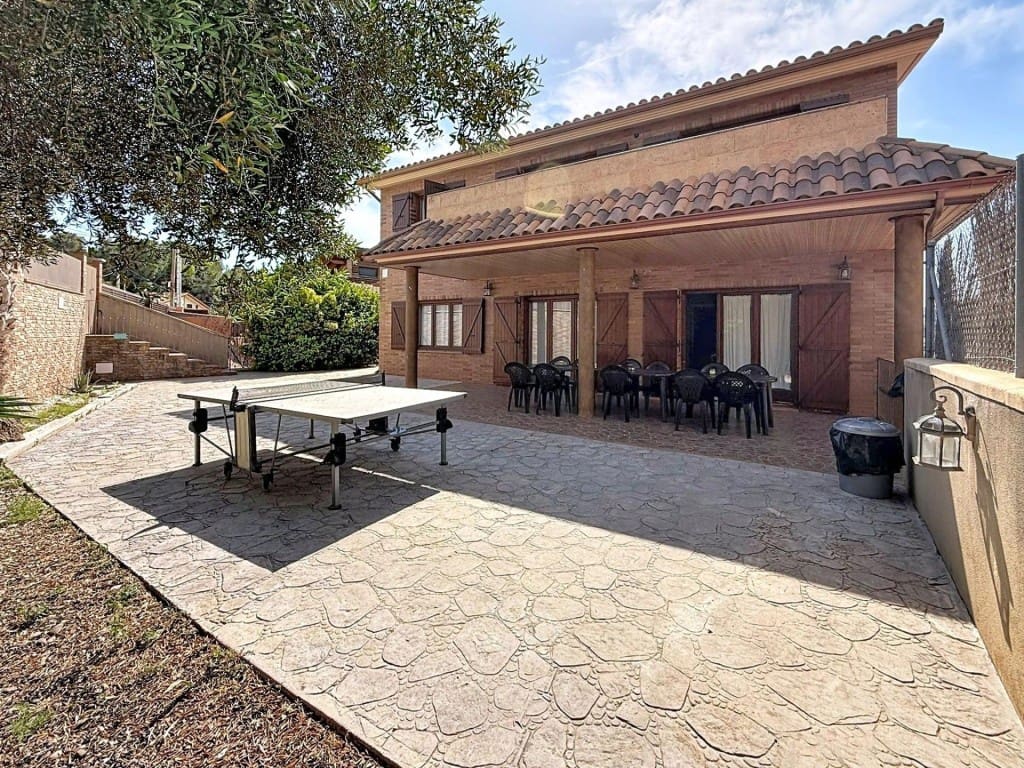 5 sypialnia Willa na sprzedaż w Cubelles z basenem - 699 000 € (Ref: 9880780)