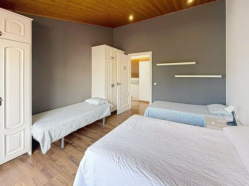 5 sypialnia Willa na sprzedaż w Cubelles z basenem - 699 000 € (Ref: 9880780)