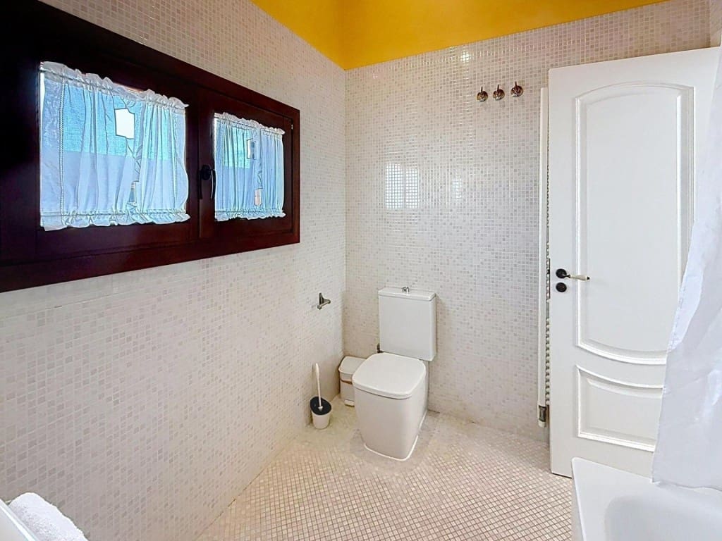 5 sypialnia Willa na sprzedaż w Cubelles z basenem - 699 000 € (Ref: 9880780)