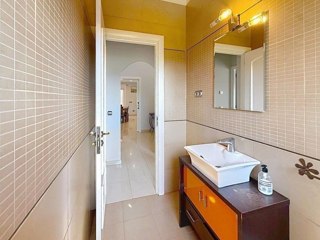 5 sypialnia Willa na sprzedaż w Cubelles z basenem - 699 000 € (Ref: 9880780)