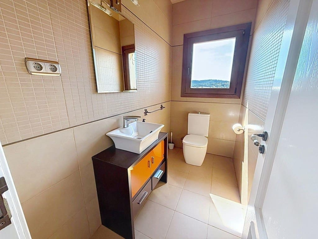 5 sypialnia Willa na sprzedaż w Cubelles z basenem - 699 000 € (Ref: 9880780)