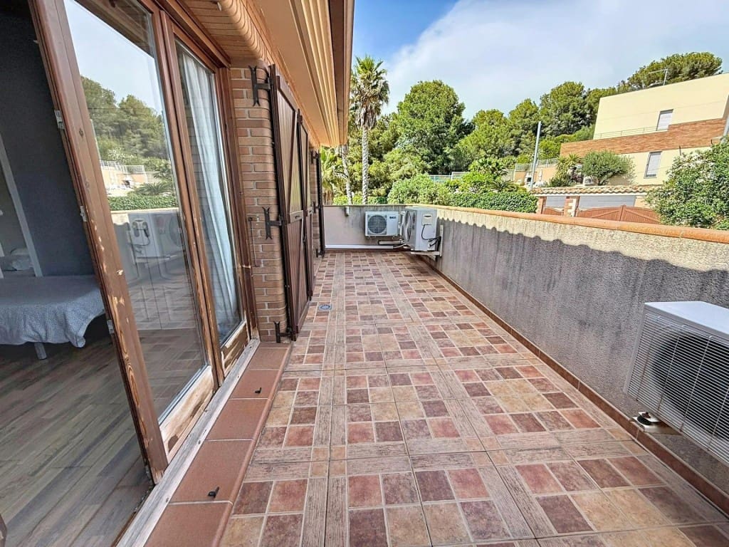 5 sypialnia Willa na sprzedaż w Cubelles z basenem - 699 000 € (Ref: 9880780)