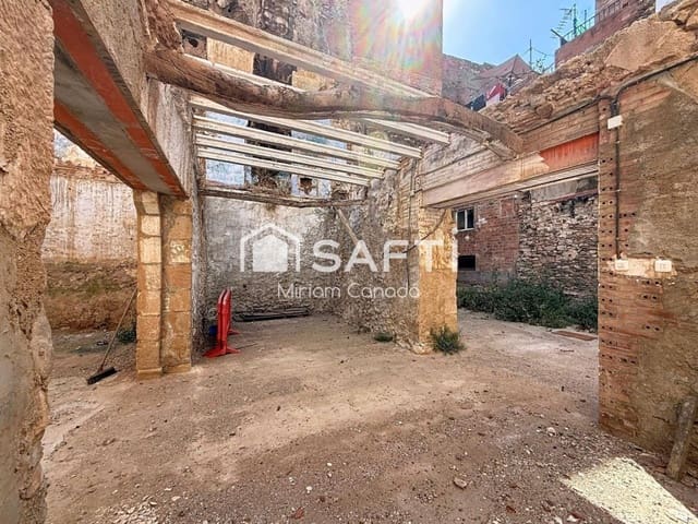 Tontti myytävänä paikassa La Selva del Camp - 79 000 € (Ref: 9880781)