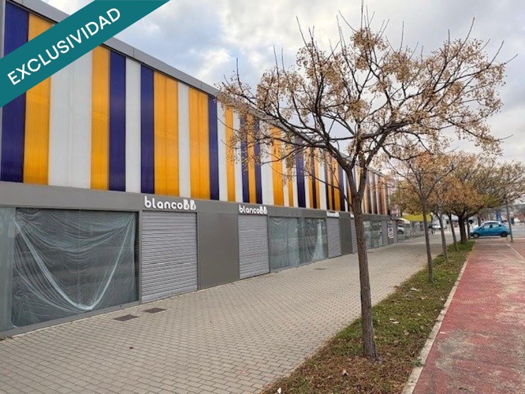 Kommersiell til salgs i Almansa - € 104 000 (Ref: 9880782)