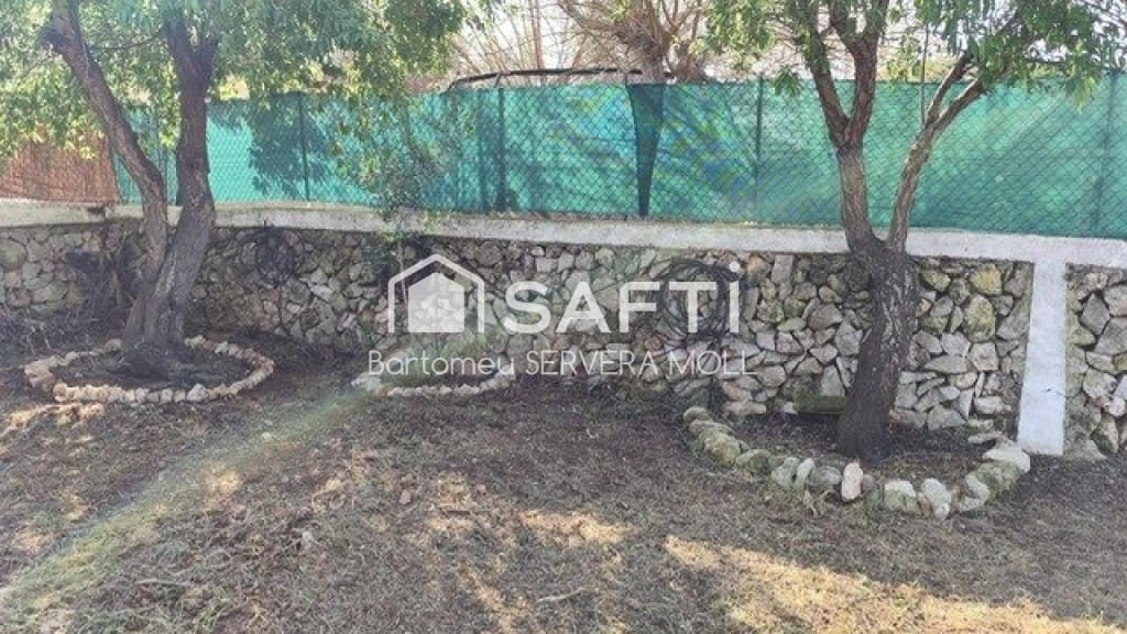 Building Plot for sale in Santandria - € 265,000 (Ref: 9884350)