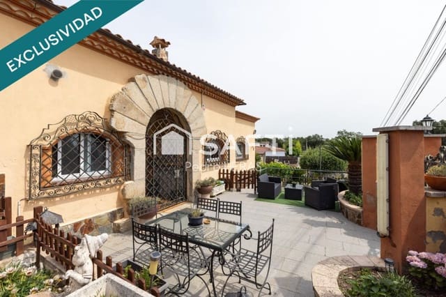4 chambre Villa/Maison à vendre à Fogars de la Selva - 411 500 € (Ref: 9884351)