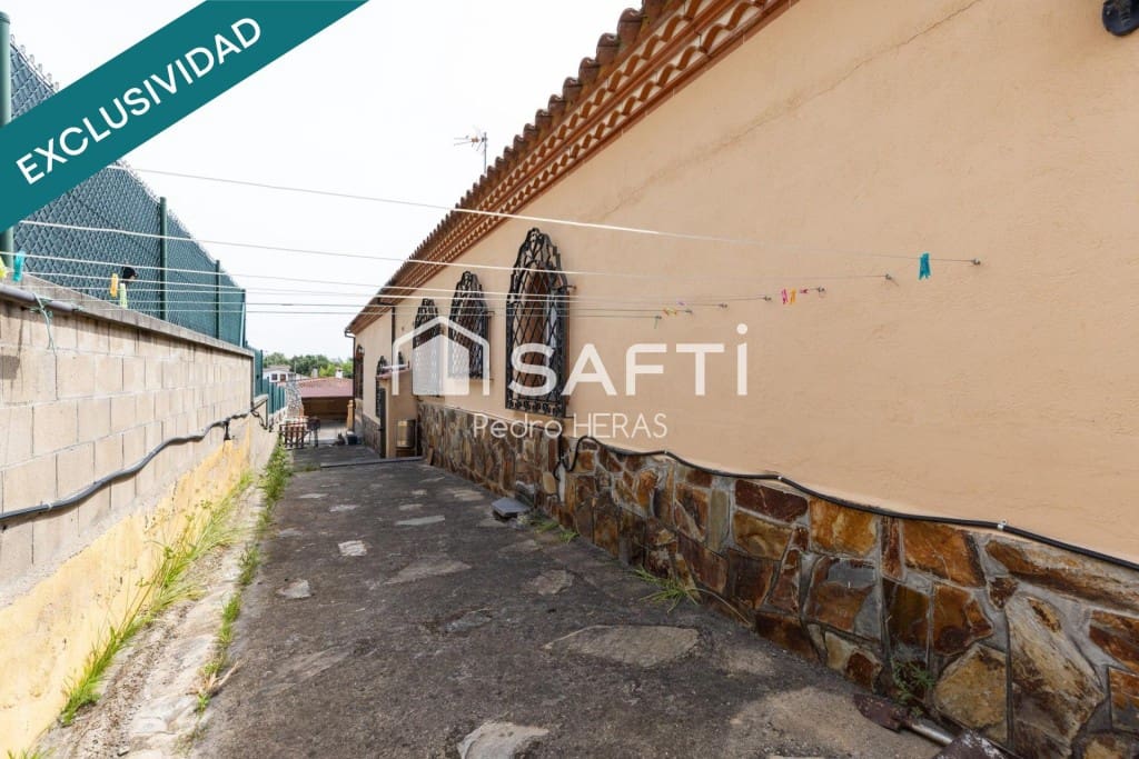 4 chambre Villa/Maison à vendre à Fogars de la Selva - 411 500 € (Ref: 9884351)