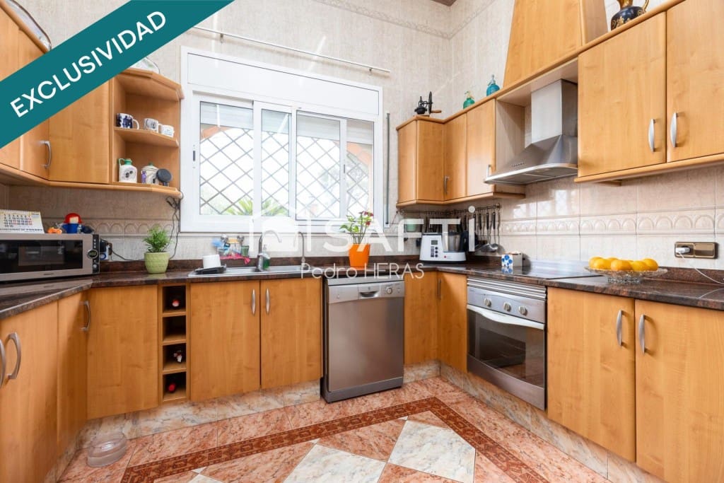 4 chambre Villa/Maison à vendre à Fogars de la Selva - 411 500 € (Ref: 9884351)