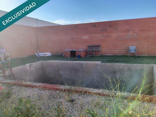 3 chambre Villa/Maison à vendre à Arenales de San Gregorio avec piscine garage - 33 000 € (Ref: 9884352)