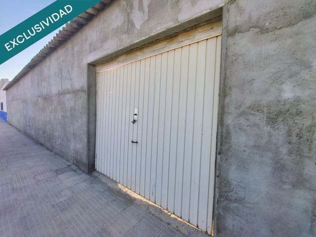 3 chambre Villa/Maison à vendre à Arenales de San Gregorio avec piscine garage - 33 000 € (Ref: 9884352)