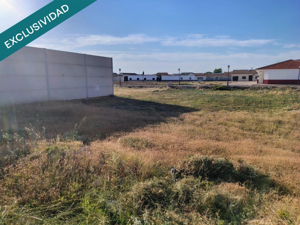 3 makuuhuone Huvila myytävänä paikassa Arenales de San Gregorio mukana uima-altaan 
autotalli - 33 000 € (Ref: 9884352)