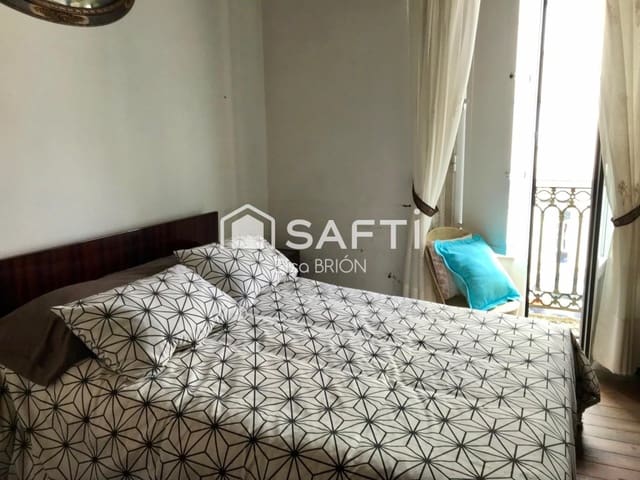 5 sypialnia Willa na sprzedaż w Outes z garażem - 199 000 € (Ref: 9884353)