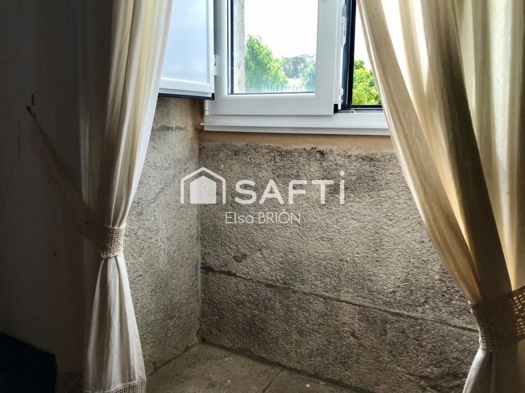 5 sypialnia Willa na sprzedaż w Outes z garażem - 199 000 € (Ref: 9884353)