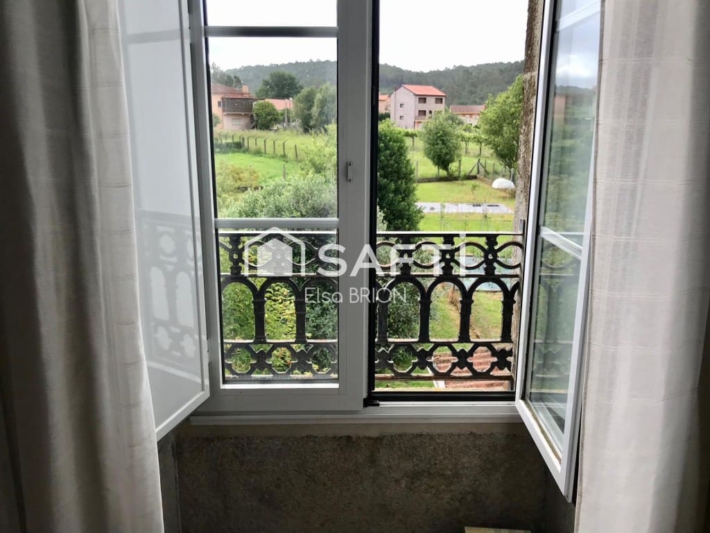 5 sypialnia Willa na sprzedaż w Outes z garażem - 199 000 € (Ref: 9884353)